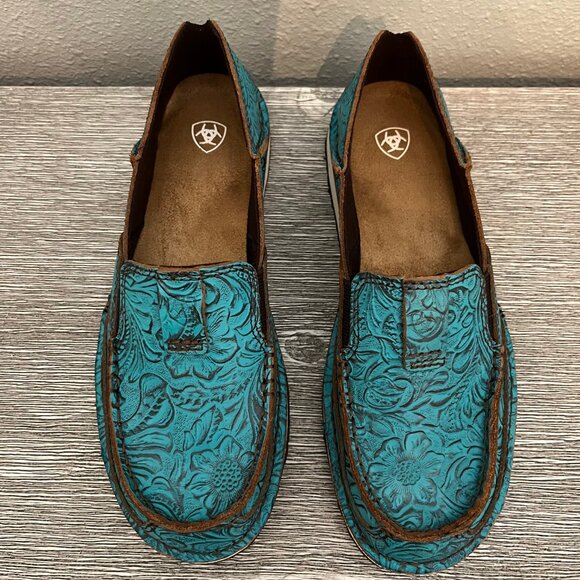 ARIAT Women's Embossed Leather Turquoise Boat Shoe - Picture 1 of 7
